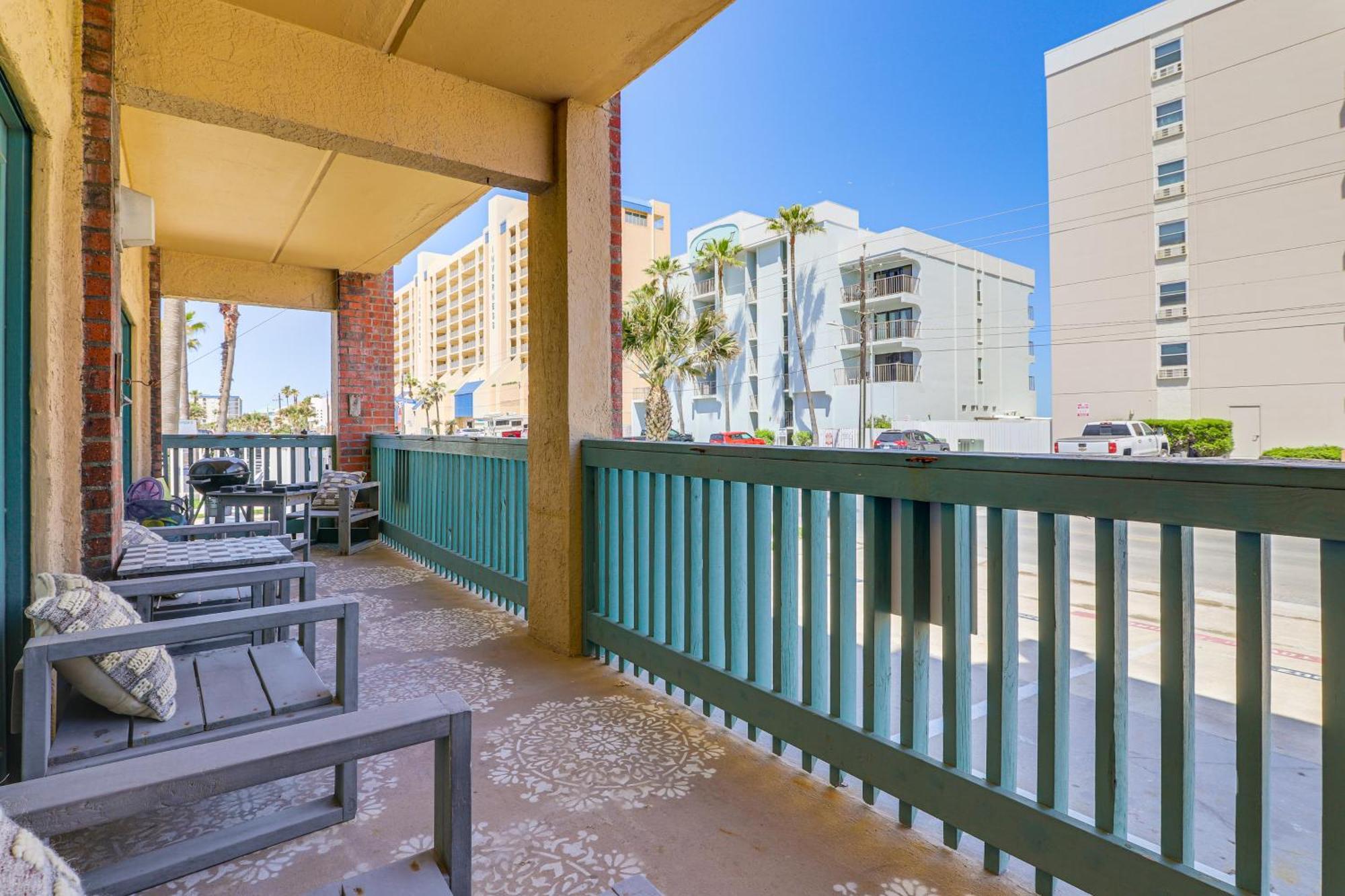 Luxe South Padre Condo With Pool - Walk To Beach! South Padre Island Exterior foto