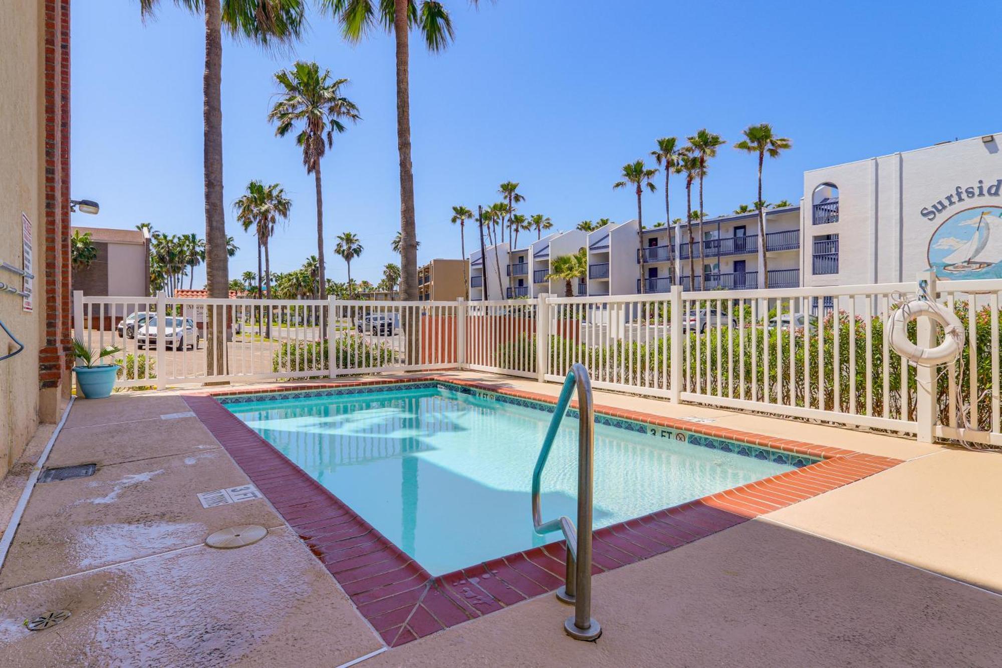 Luxe South Padre Condo With Pool - Walk To Beach! South Padre Island Exterior foto